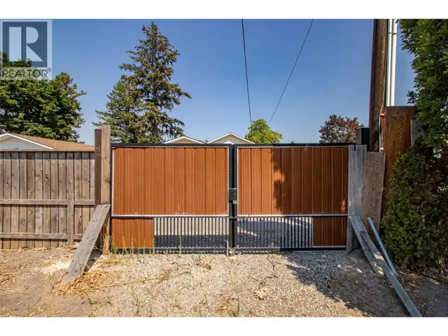 105 Lee Avenue Penticton, British Columbia in Land for Sale in Penticton - Image 16