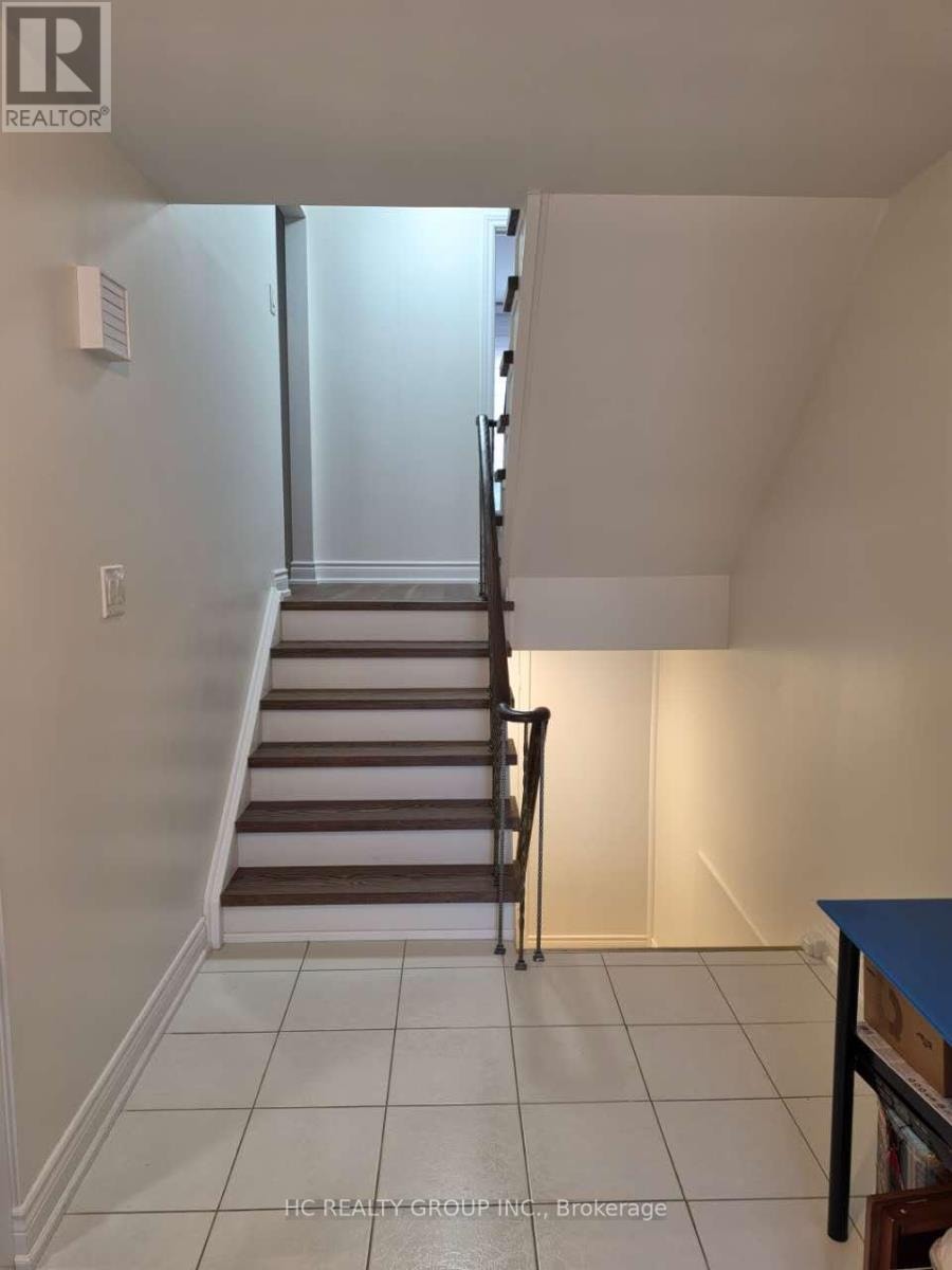 70 COPPERWOOD SQUARE Toronto (Milliken), Ontario 2