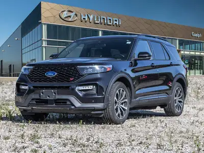 *Navigation, Leather Seats, Cooled Seats, Power Tailgate, 360 Camera!* The Ford Explorer is primed f...