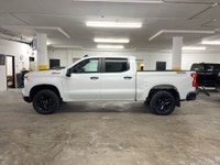 See Dealer Website for Details. Engine: 8 Cylinder Engine (image 7)