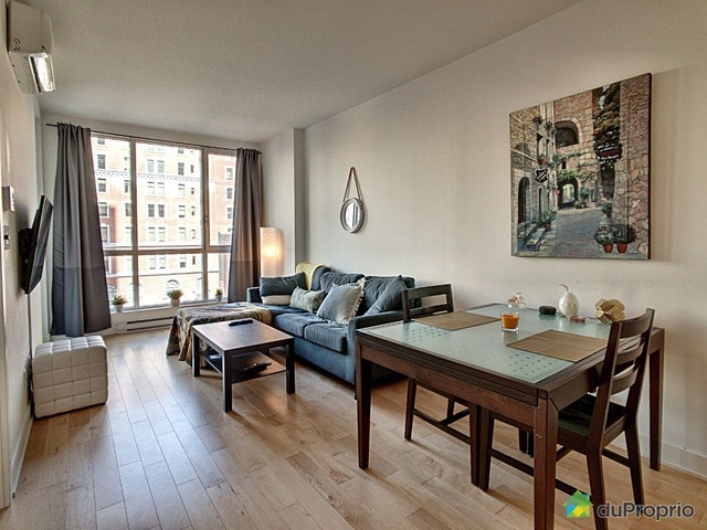 $450,000 - Condominium in Ville-Marie (downtown, old Mtl) — photo 1
