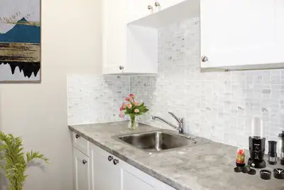 Queen City Apartments is professionally managed by Mainstreet Equity Mainstreet's Queen City is a be...