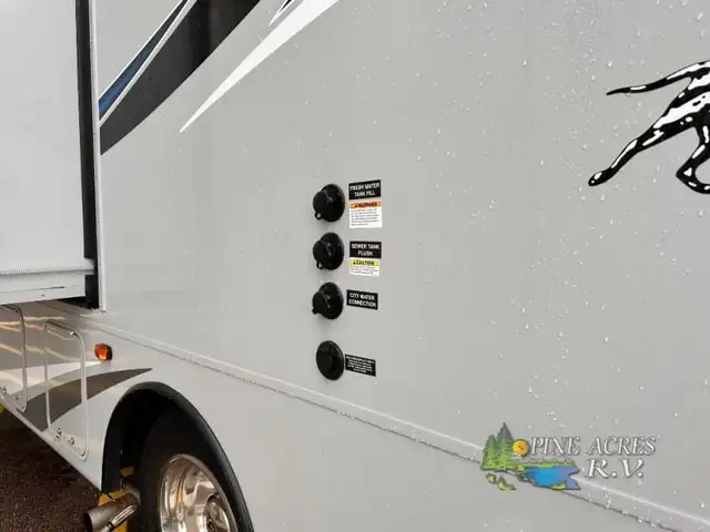 2022 Coachmen RV Pursuit 29XPS Front Bunk 11 Miles in RVs & Motorhomes in Moncton - Image 68