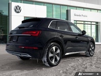 Elevate your daily drives and weekend adventures with the sophisticated 2024 Audi Q5 Komfort, design... (image 4)