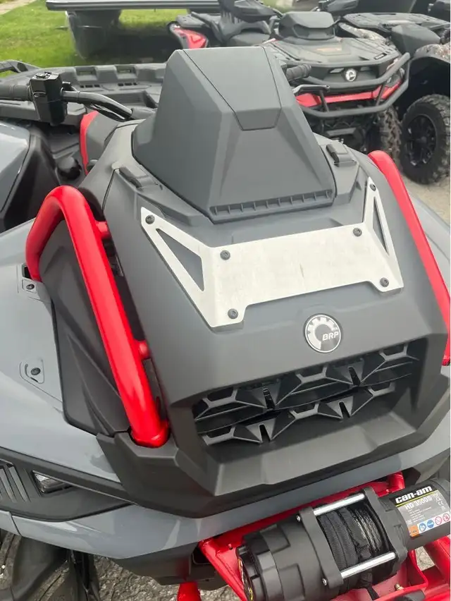 2025 Can-Am OUTLANDER XMR 850 in ATVs in Ottawa - Image 9