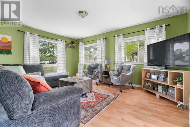 77 Jenks Avenue Parrsboro, Nova Scotia in Houses for Sale in Truro - Image 8