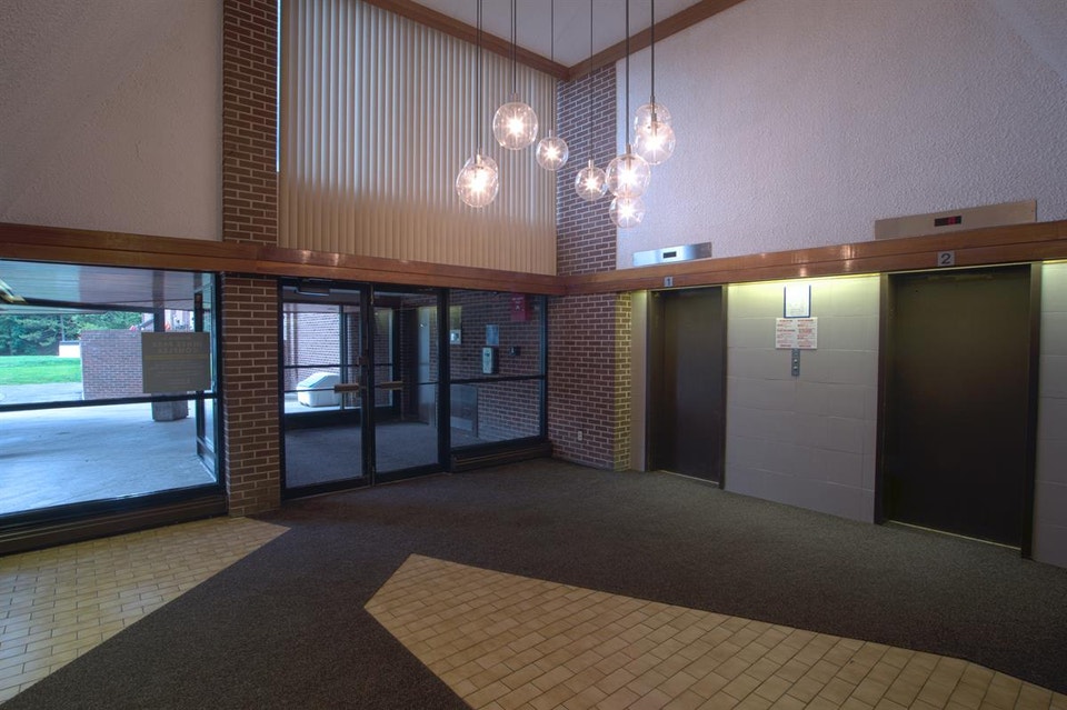 2 Bedroom Apartment in Blackburn Hamlet for December 2