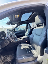 2024 Lexus RX 350 2.4L I4 PDI Turbocharged DOHC 16V LEV3-SULEV30 275hp 4D Sport Utility AWD 8-Speed... (image 4)