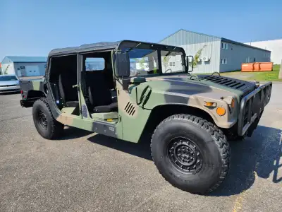 Humvee 1097 A2 in exellent condition! Ready to take the road, 6.5 diesel with automatic 4 speeds ove...