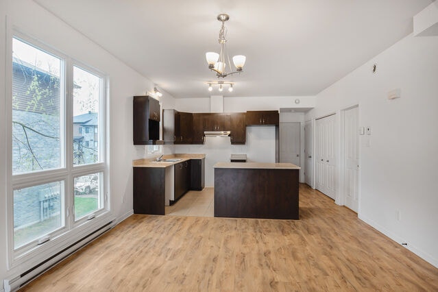 Superbe Condo 2 Chambres à Louer – 82 rue Britannia, Aylmer 4