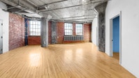 Espaces bureaux style loft a louer cle en main-office spaces for rent-furnished move-in turnkey-pent... (image 1)