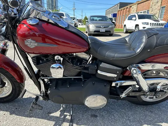 2009 Harley-Davidson Fat Bob ~ FAT BOB ~ 96CU ~ V&H EXHAUST ~ LO in Street, Cruisers & Choppers in City of Toronto - Image 18