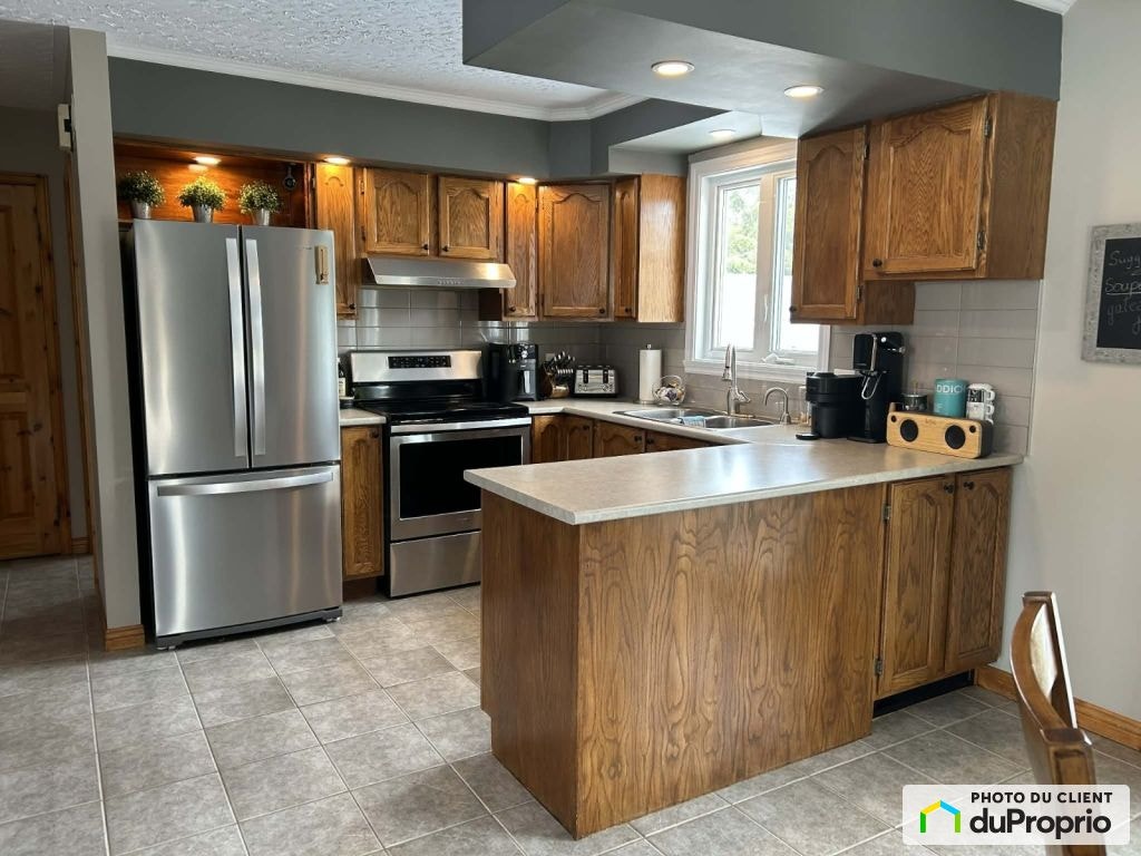 $414,900 - Bungalow for sale in Rouyn-Noranda (Evain) — photo 3