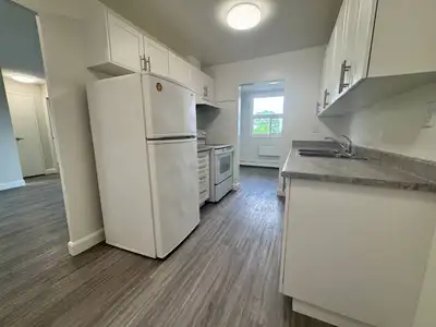 Get 1 month rent free on a 12-month lease for a May or June 1st lease start date! 1 Bedroom Apartmen...