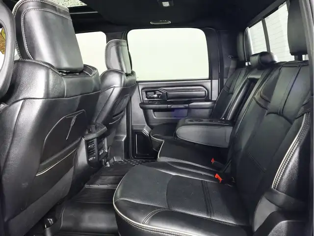 2023 Ram 3500 CREW CAB NIGHT EDITION | POWER SUNROOF | 4X4 in Cars & Trucks in Calgary - Image 11