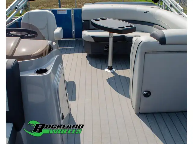 2024 Starcraft EX 20 C TRITOON PTS with 90HP in Powerboats & Motorboats in Ottawa - Image 13