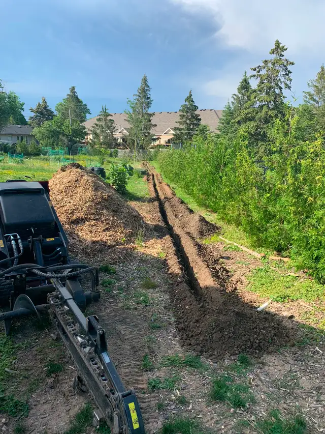 Post Holes plus, plus! ***EQUIPMENT 36' WIDE WILL FIT THROUGH MO in Fence, Deck, Railing & Siding in St. Catharines - Image 19