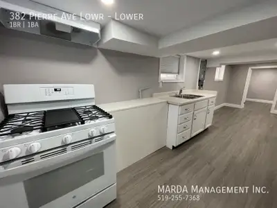 SPACIOUS 1BD/1BATH LOWER UNIT IN NEAR DOWNTOWN WINDSOR- ALL INCL