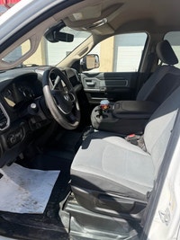 **CARS TRUCKS SUV 4X4 VAN AWD EDMONTON FINANCING AVAILABLE EASY FINANCING ** 2020 RAM 5500 HEAVY-DUT... (image 9)