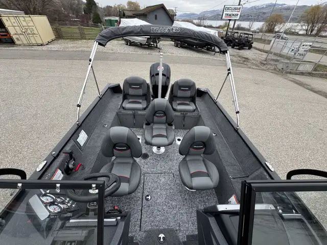 2026 TRACKER ProGuide V-175 Combo Fish & Ski-Fishing boat in Powerboats & Motorboats in Prince Albert - Image 18