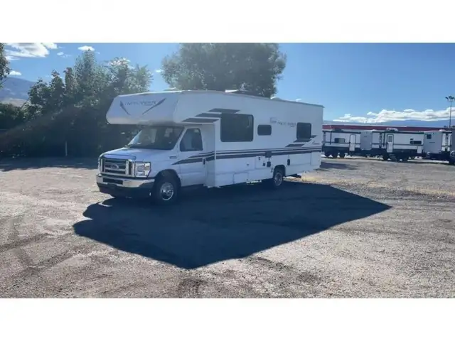 2023 Coachmen RV Freelander 27QB in RVs & Motorhomes in Kelowna - Image 8