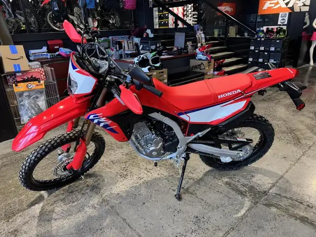 2025 Honda CRF 300L ABS in Sport Bikes in Ottawa - Image 3