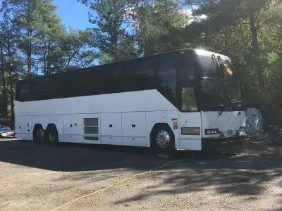 Prevost H3-41 tour bus to motorhome/tiny home conversion shell (stripped - no interior - blank canva...