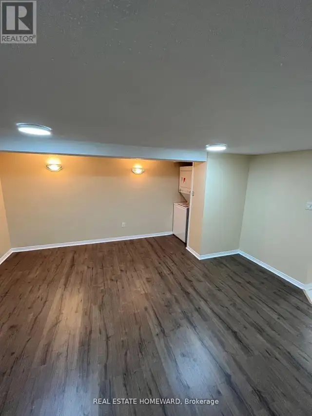 BASEMENT - 810 SANOK DRIVE Pickering (West Shore), Ontario in Long Term Rentals in Oshawa / Durham Region - Image 4