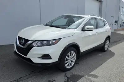 Welcome to Highland Nissan . Engine: 4 Cylinder Engine 2.0L L/100Km City: 9.0 L/100Km Hwy: 7.5 Safet...