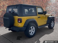 ALG Residual Value Awards, Residual Value Awards, KBB.com 10 Best SUVs Under $30,000, KBB.com 10 Coo... (image 4)