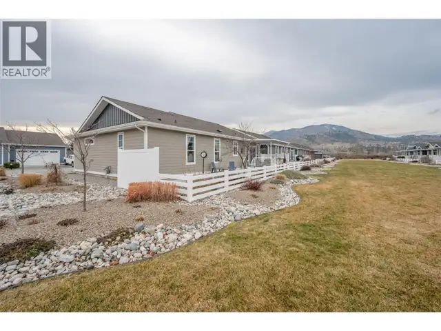 351 Warren Avenue W Unit# 14 Penticton, British Columbia in Houses for Sale in Penticton - Image 32