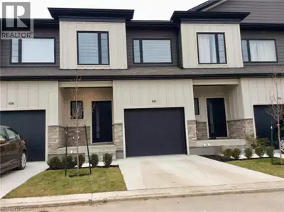 Welcome to this stunning townhouse built in 2020 with low condo fees! finished from top to bottom wi...