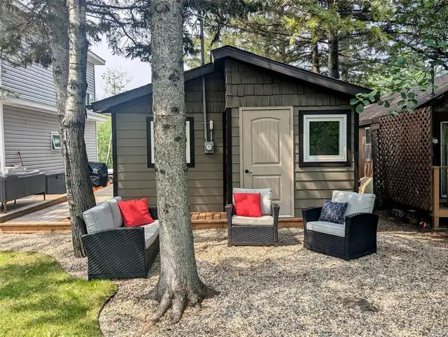 75 Fourth Street S Clear Lake, Manitoba in Houses for Sale in Winnipeg - Image 11