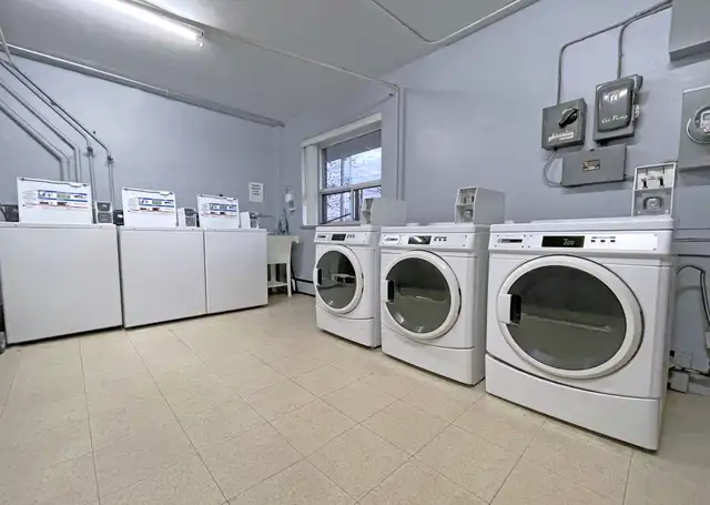 1 BEDROOM APARTMENT FOR RENT IN HAMILTON! in Long Term Rentals in Hamilton - Image 19