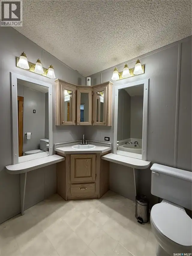 710 1st AVENUE W Kindersley, Saskatchewan in Houses for Sale in Saskatoon - Image 24