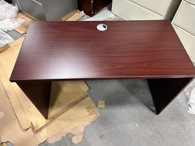Straight Desk(Brand New)-Steelcase Height Adjustable Desk!62863737713795121