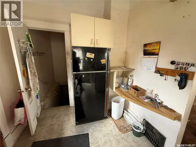 439 Assiniboia STREET Weyburn, Saskatchewan in Houses for Sale in Regina - Image 10