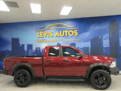 RAM 1500 2022 CLASSIC WARLOCK ÉDITION V-8 5.7 HEMI QUAD-CAB BOITE 6.4 PIEDS 4X4 MAGS 20 POUCES SUR P...