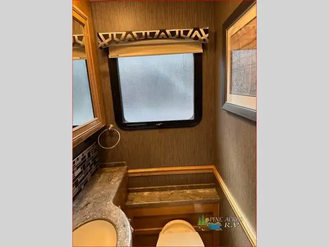 2019 Thor Motor Coach Tuscany 45MX only 020,049 Miles in RVs & Motorhomes in Moncton - Image 83