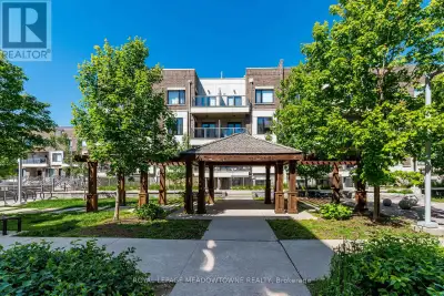 This charming one-bedroom condo in a boutique complex of only 104 stacked urban townhomes offers the...