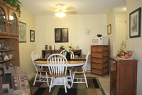 SPACIOUS 2 BEDROOM APARTMENT FOR RENT IN OWEN SOUND! SELECT APARTMENTS REVITALIZED WITH MODERN FINIS... (image 2)