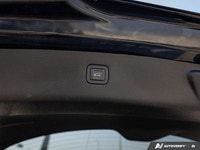 Wireless Charging Wireless Apple CarPlay/Wireless Android Auto Wipers front variable-speed intermitt... (image 6)