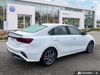 This Kia Forte delivers a Regular Unleaded I-4 2.0 L/122 engine powering this Variable transmission.... (image 4)