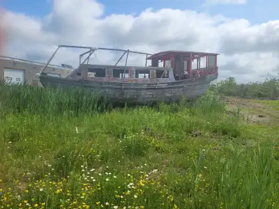 FREE WOOD & FREE BOAT, View more
