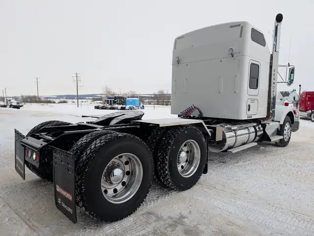 2015 KENWORTH T800 in Heavy Trucks in Kamloops - Image 7