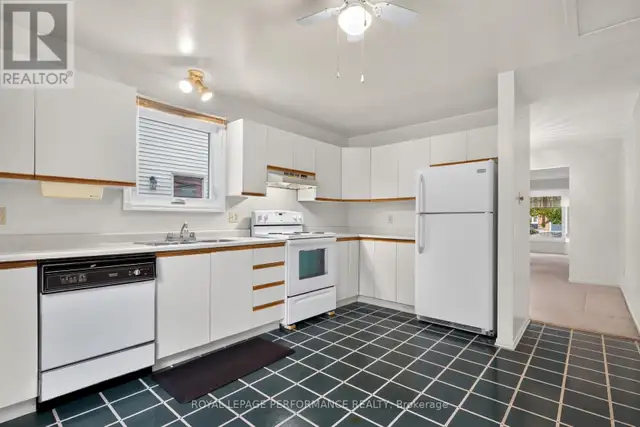 6198 VOYAGEUR DRIVE Ottawa, Ontario in Houses for Sale in Ottawa - Image 14