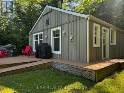 Charming cottage just a short stroll to public water access. Cozy and inviting, this 3 bedroom, 1 ba...