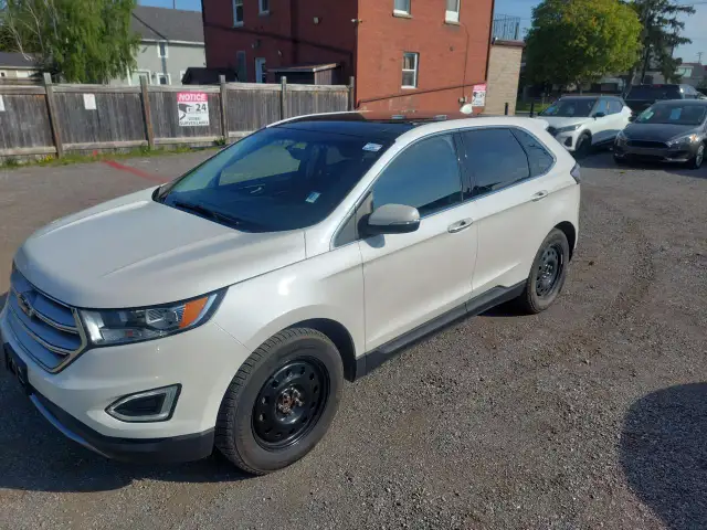 2017 Ford Edge Titanium525767157587660802