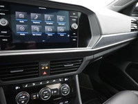 The 2022 Volkswagen Jetta Comfortline has received positive feedback from consumers, with 77% recomm... (image 9)