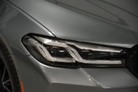 Traction intégrale xDrive/ Brooklyn grey / Premium Essential / Apple Carplay / Navigation / Camera d... (image 1)